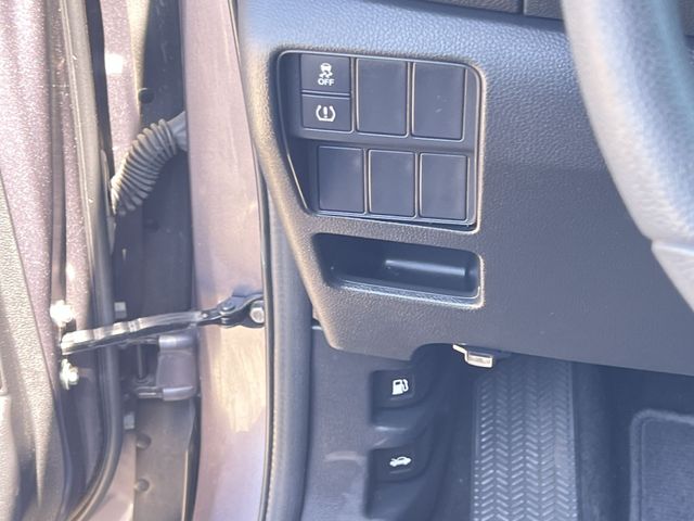 Thumbnail: 2017 Honda CR-V - 28