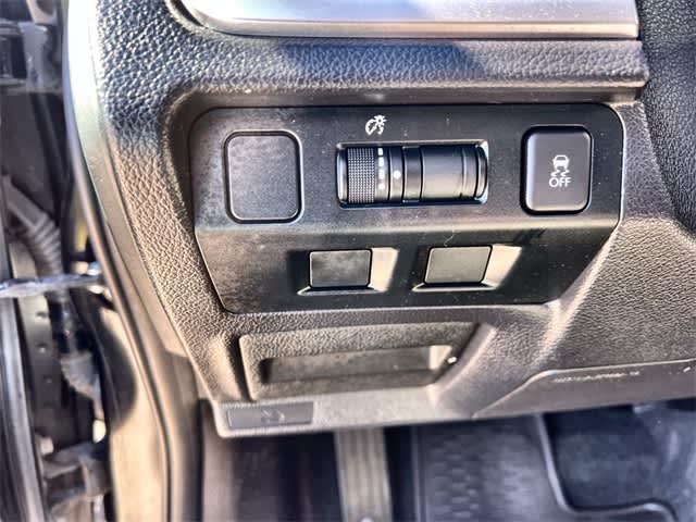 Thumbnail: 2017 Subaru Crosstrek - 28