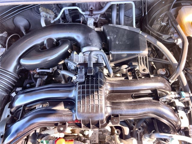 Thumbnail: 2017 Subaru Crosstrek - 9