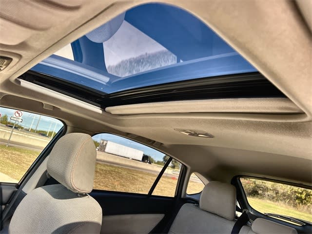 Thumbnail: 2017 Subaru Crosstrek - 31