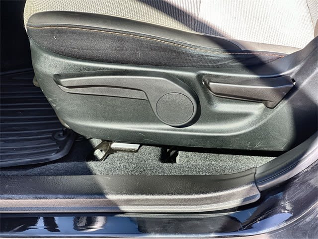 Thumbnail: 2017 Subaru Crosstrek - 30