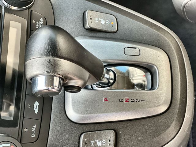 Thumbnail: 2010 Honda CR-V - 15
