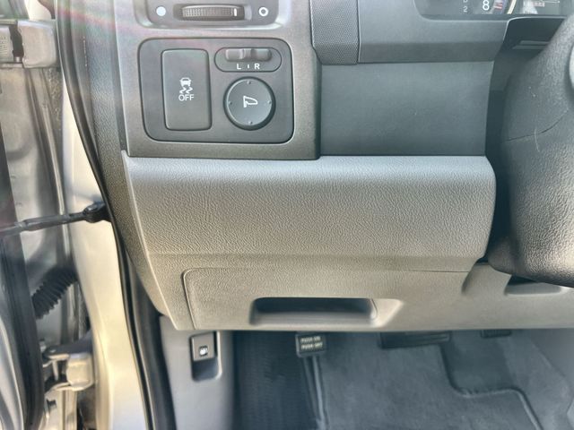 Thumbnail: 2010 Honda CR-V - 27