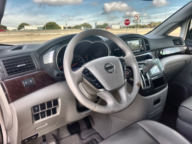 Thumbnail: 2015 Nissan Quest - 2