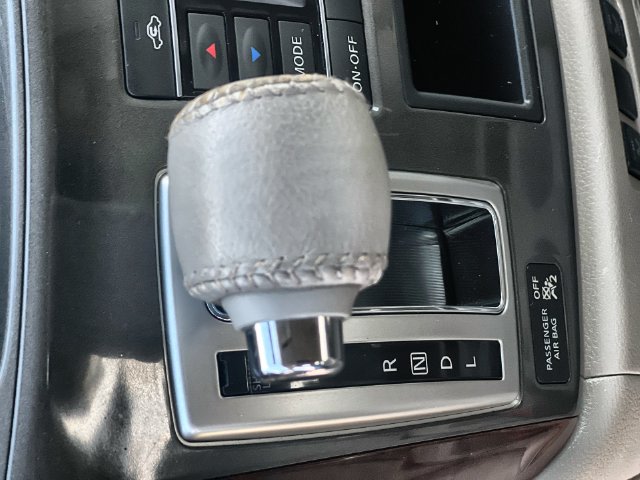 Thumbnail: 2015 Nissan Quest - 23