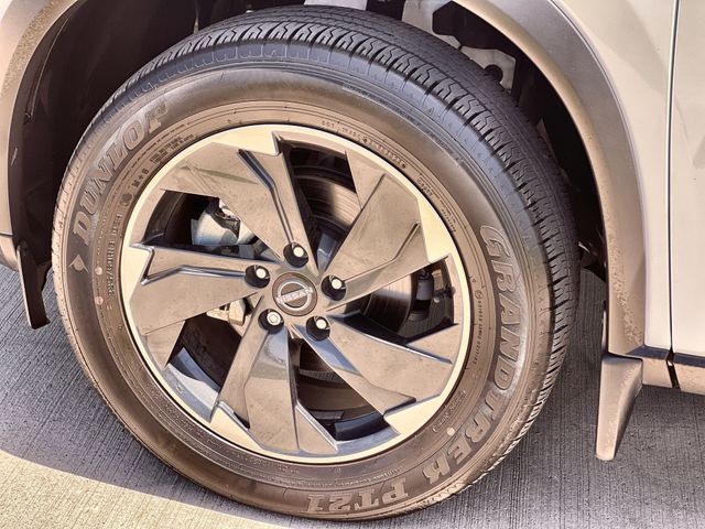 Thumbnail: 2024 Nissan Rogue - 8