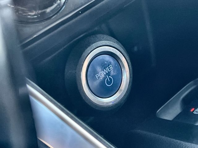 Thumbnail: 2021 Toyota Venza - 28