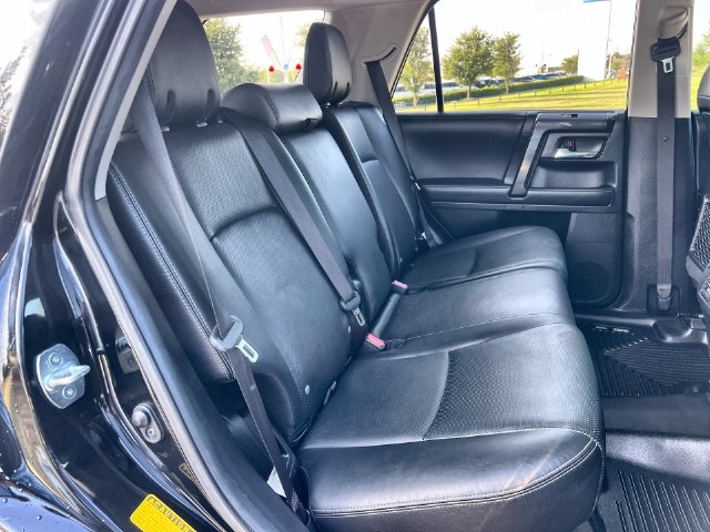 Thumbnail: 2019 Toyota 4Runner - 12