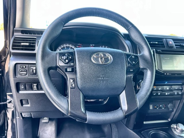 Thumbnail: 2019 Toyota 4Runner - 9