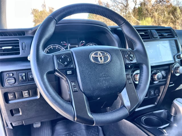 Thumbnail: 2021 Toyota 4Runner - 10