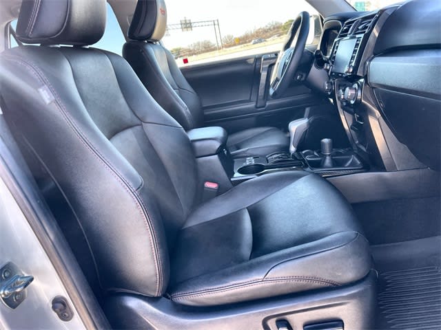 Thumbnail: 2021 Toyota 4Runner - 21