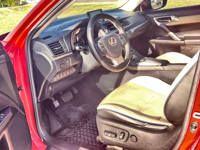 Thumbnail: 2016 Lexus CT - 10