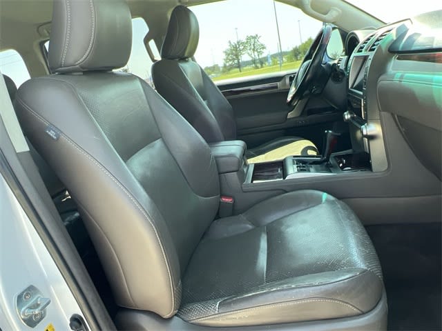 Thumbnail: 2011 Lexus GX - 12