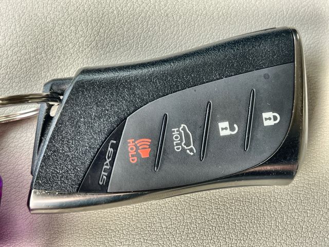 Thumbnail: 2025 Lexus RX - 22