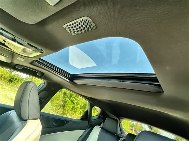 Thumbnail: 2024 Lexus ES - 32