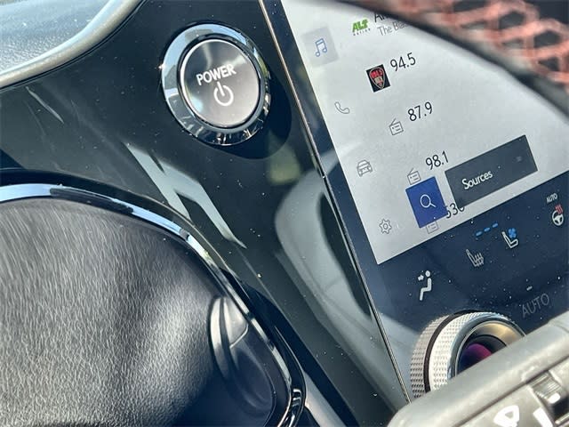 Thumbnail: 2024 Lexus ES - 28