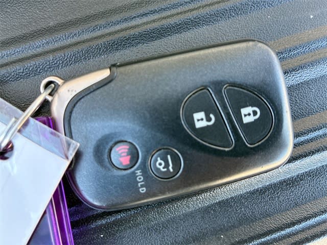 Thumbnail: 2019 Lexus GX - 22