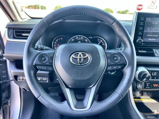 Thumbnail: 2020 Toyota RAV4 - 10