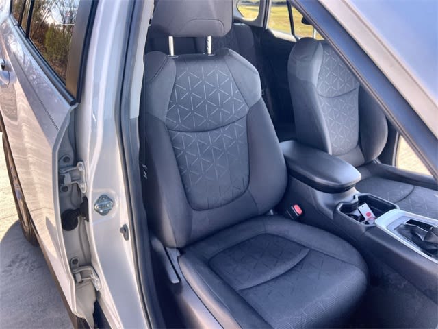 Thumbnail: 2021 Toyota RAV4 - 11