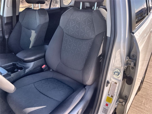 Thumbnail: 2021 Toyota RAV4 - 12