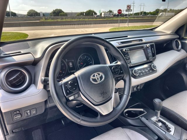 Thumbnail: 2018 Toyota RAV4 - 2