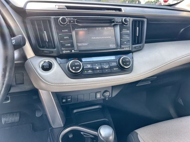 Thumbnail: 2018 Toyota RAV4 - 14