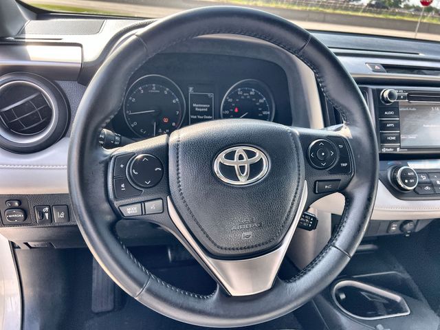 Thumbnail: 2018 Toyota RAV4 - 10
