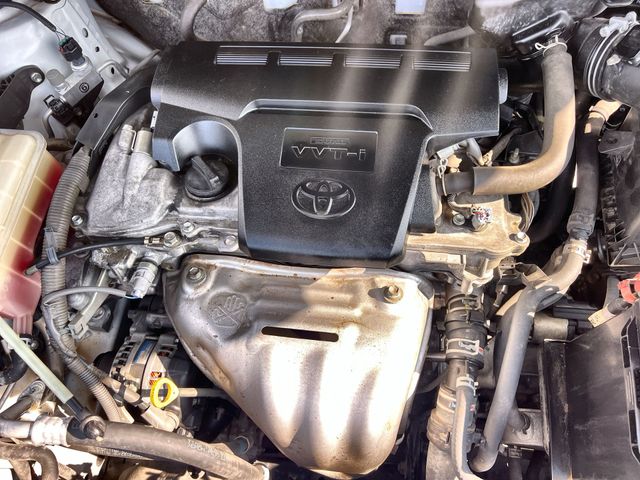 Thumbnail: 2018 Toyota RAV4 - 9