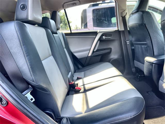 Thumbnail: 2014 Toyota RAV4 - 11