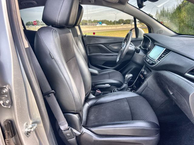 Thumbnail: 2018 Buick Encore - 20