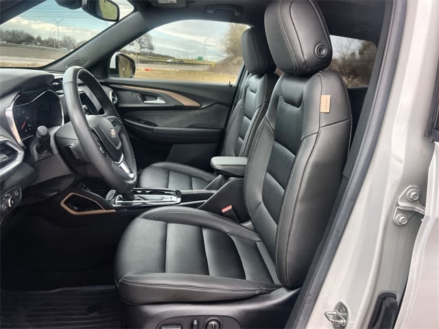 Thumbnail: 2023 Chevrolet TrailBlazer - 10