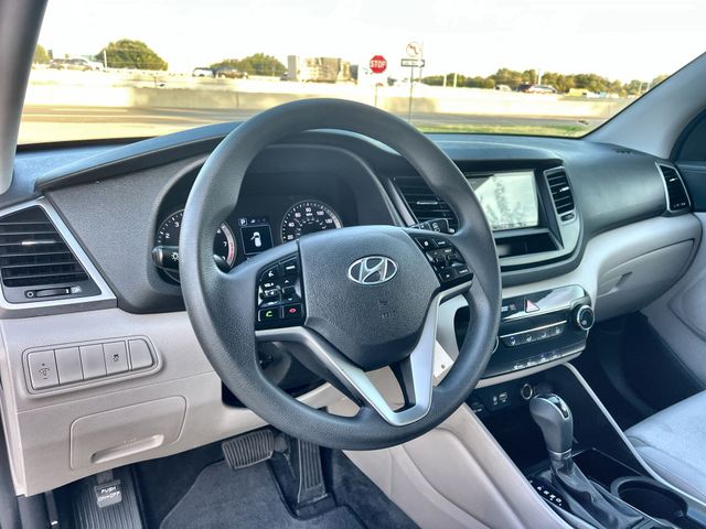 Thumbnail: 2017 Hyundai Tucson - 10