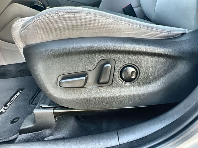 Thumbnail: 2017 Hyundai Tucson - 30