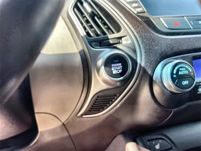 Thumbnail: 2015 Hyundai Tucson - 28