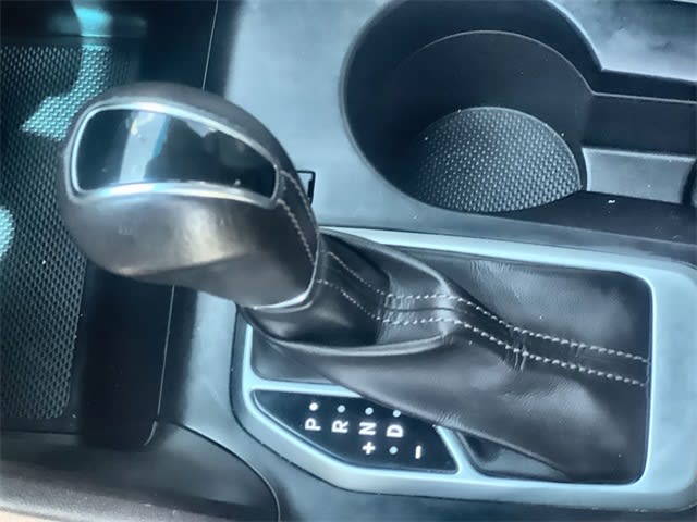 Thumbnail: 2015 Hyundai Tucson - 15