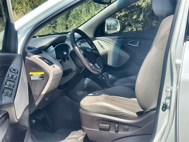 Thumbnail: 2015 Hyundai Tucson - 10