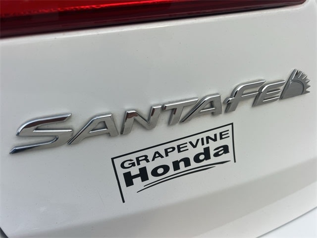 Thumbnail: 2016 Hyundai Santa Fe - 7