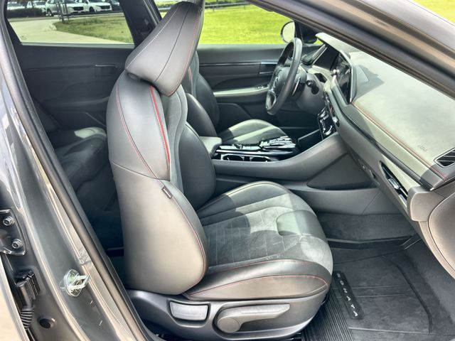 Thumbnail: 2022 Hyundai Sonata - 22