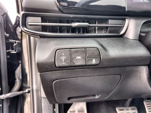 Thumbnail: 2023 Hyundai Elantra - 29