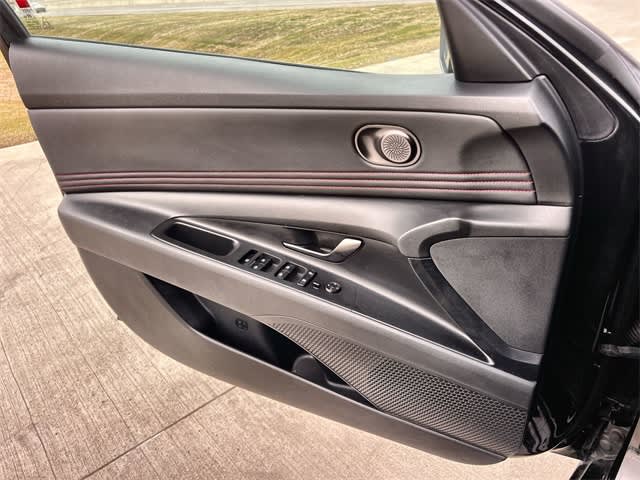 Thumbnail: 2023 Hyundai Elantra - 30