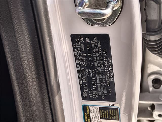 Thumbnail: 2019 Kia Stinger - 18