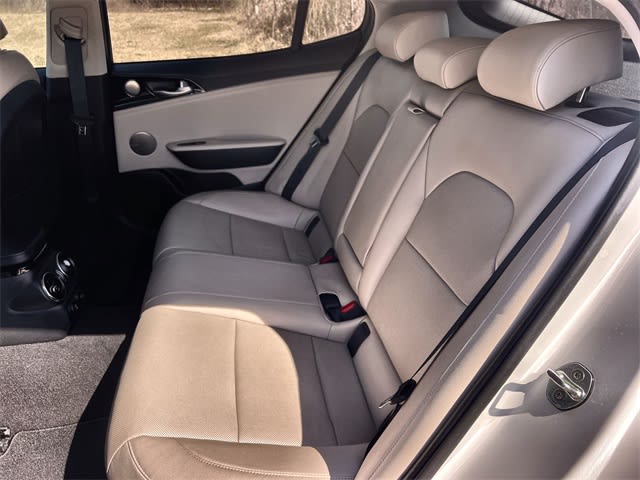 Thumbnail: 2019 Kia Stinger - 13