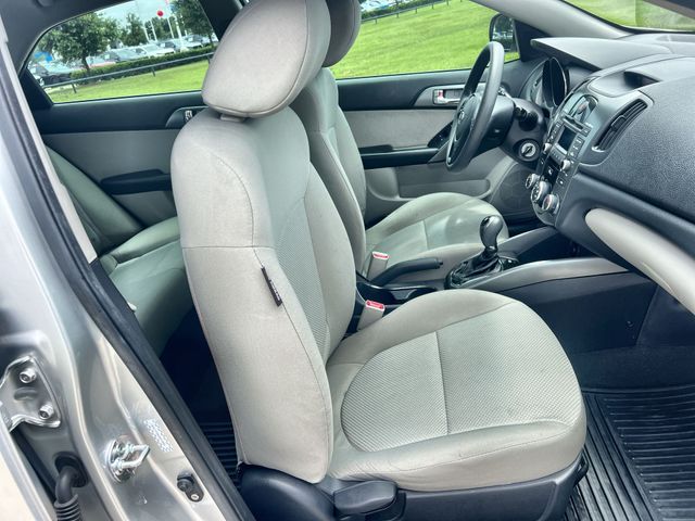Thumbnail: 2013 Kia Forte - 20