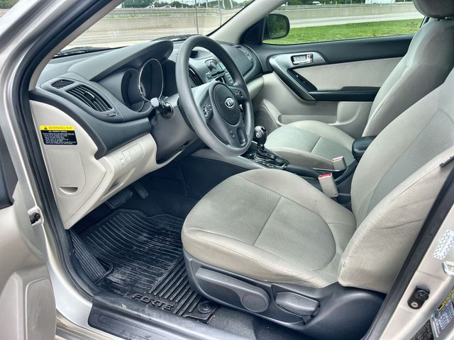 Thumbnail: 2013 Kia Forte - 11