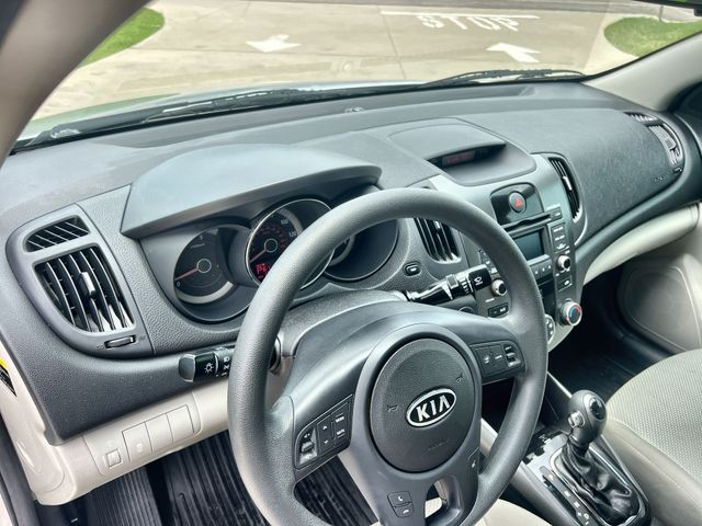 Thumbnail: 2013 Kia Forte - 2