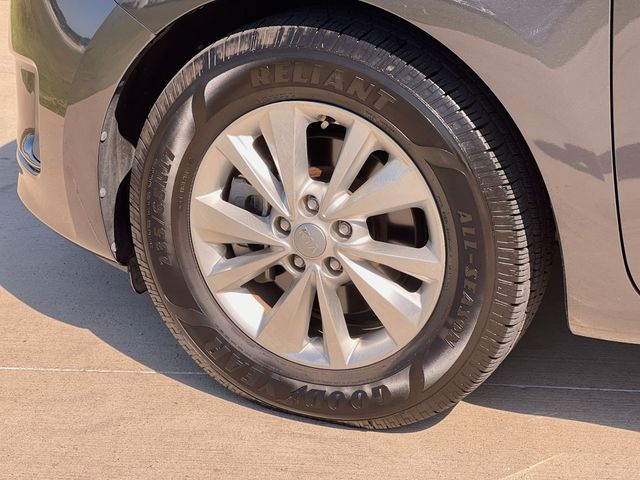 Thumbnail: 2016 Kia Sedona - 8