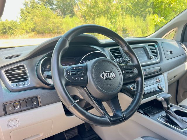 Thumbnail: 2019 Kia Sedona - 10