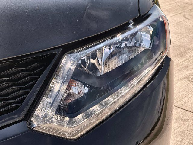 Thumbnail: 2016 Nissan Rogue - 23