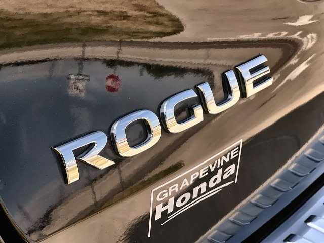 Thumbnail: 2016 Nissan Rogue - 7