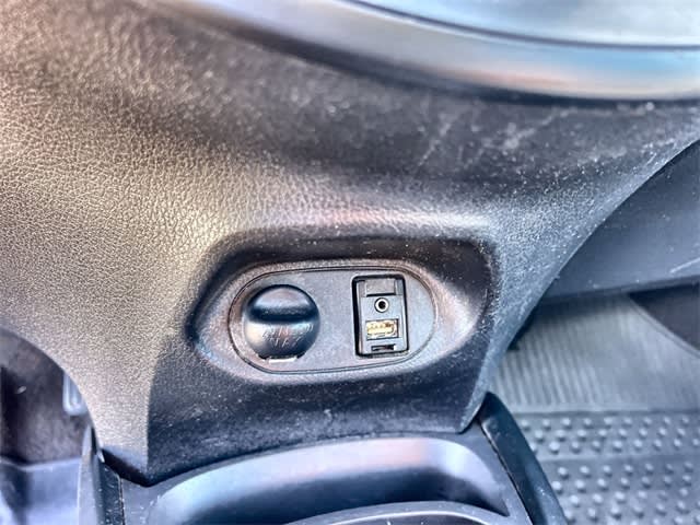 2016 Toyota Yaris LE 25